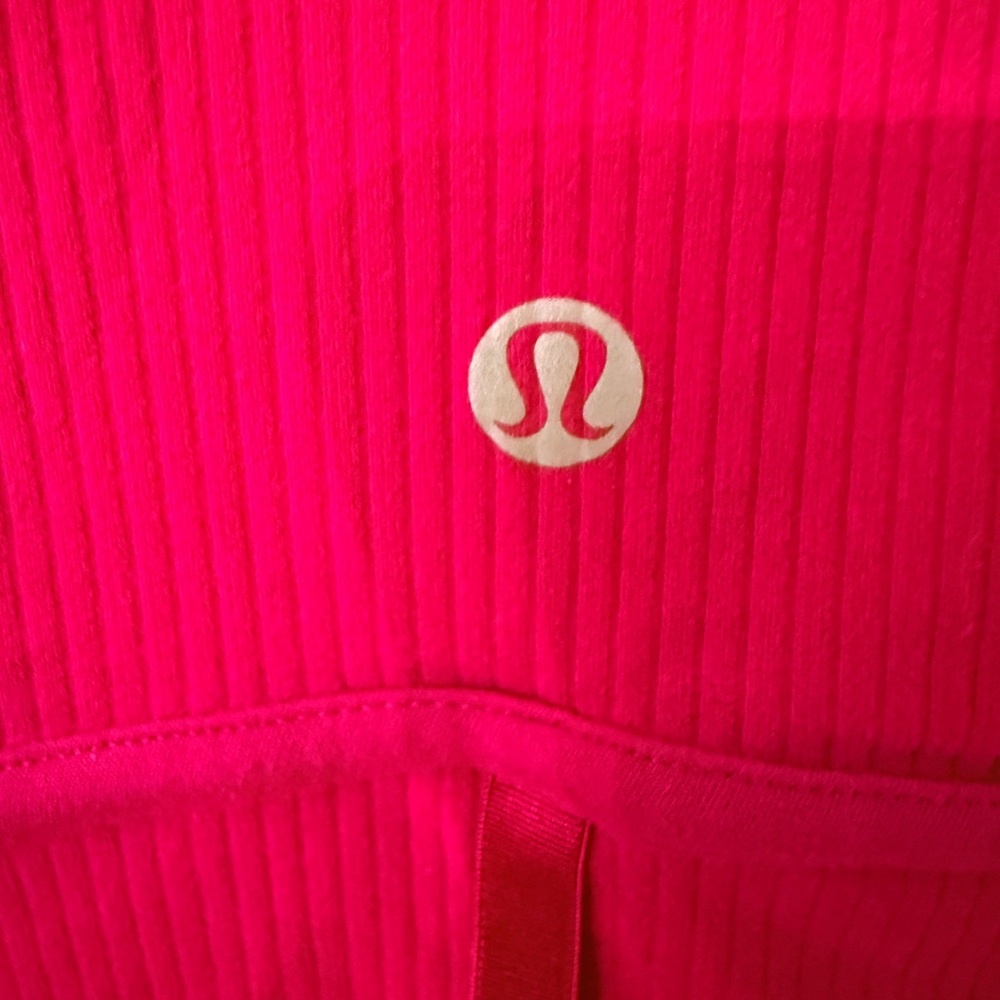 Lululemon Jacket Run Forme Magenta Pink Ribbed Mesh Vent Size 4 - Picture 2 of 9